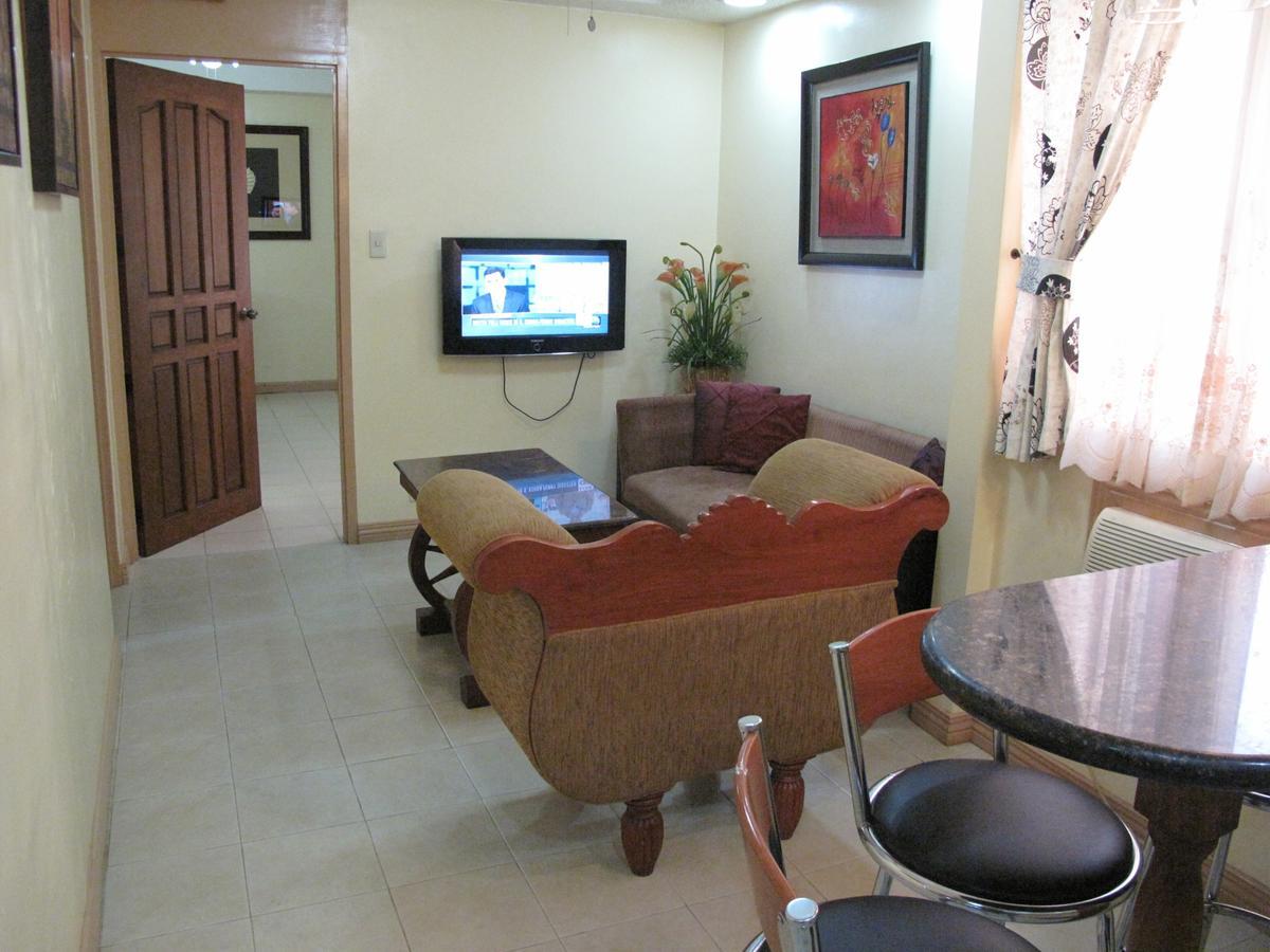 Makati Suites At Travelers Inn Makati City Luaran gambar
