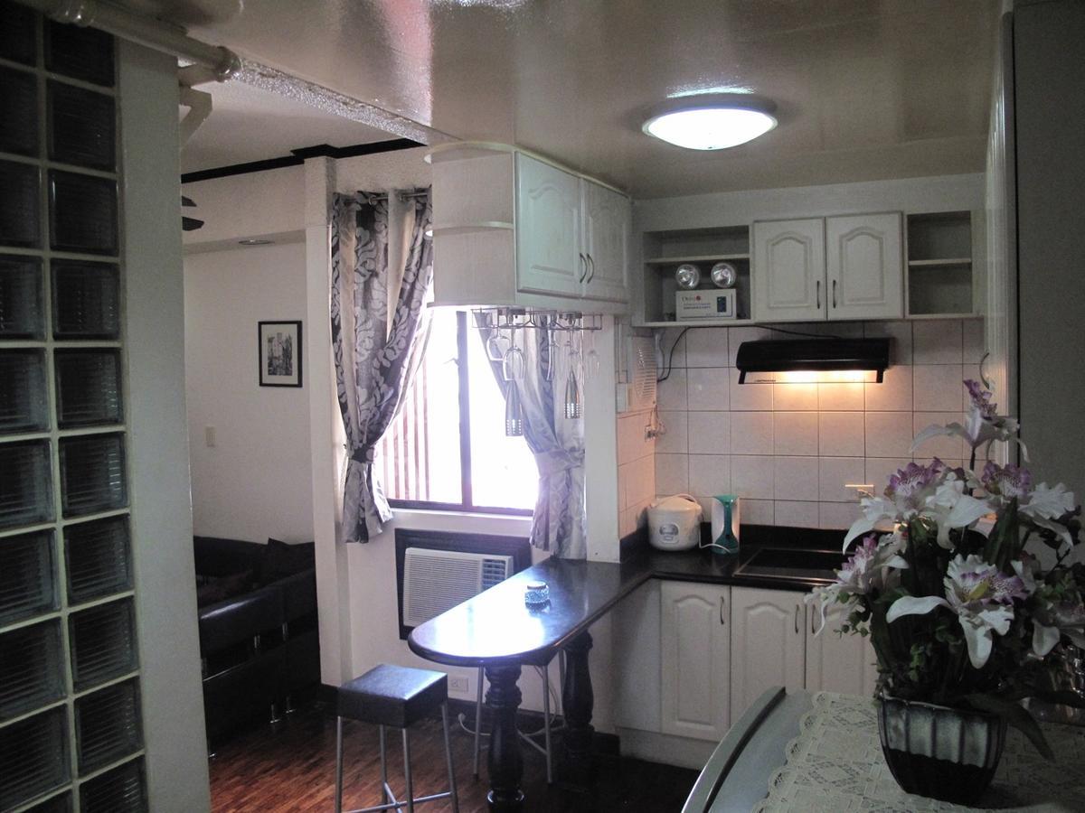 Makati Suites At Travelers Inn Makati City Luaran gambar