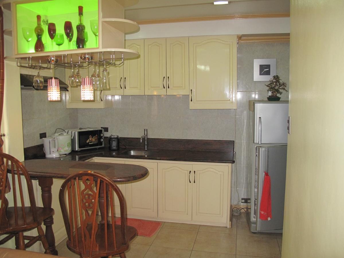 Makati Suites At Travelers Inn Makati City Luaran gambar
