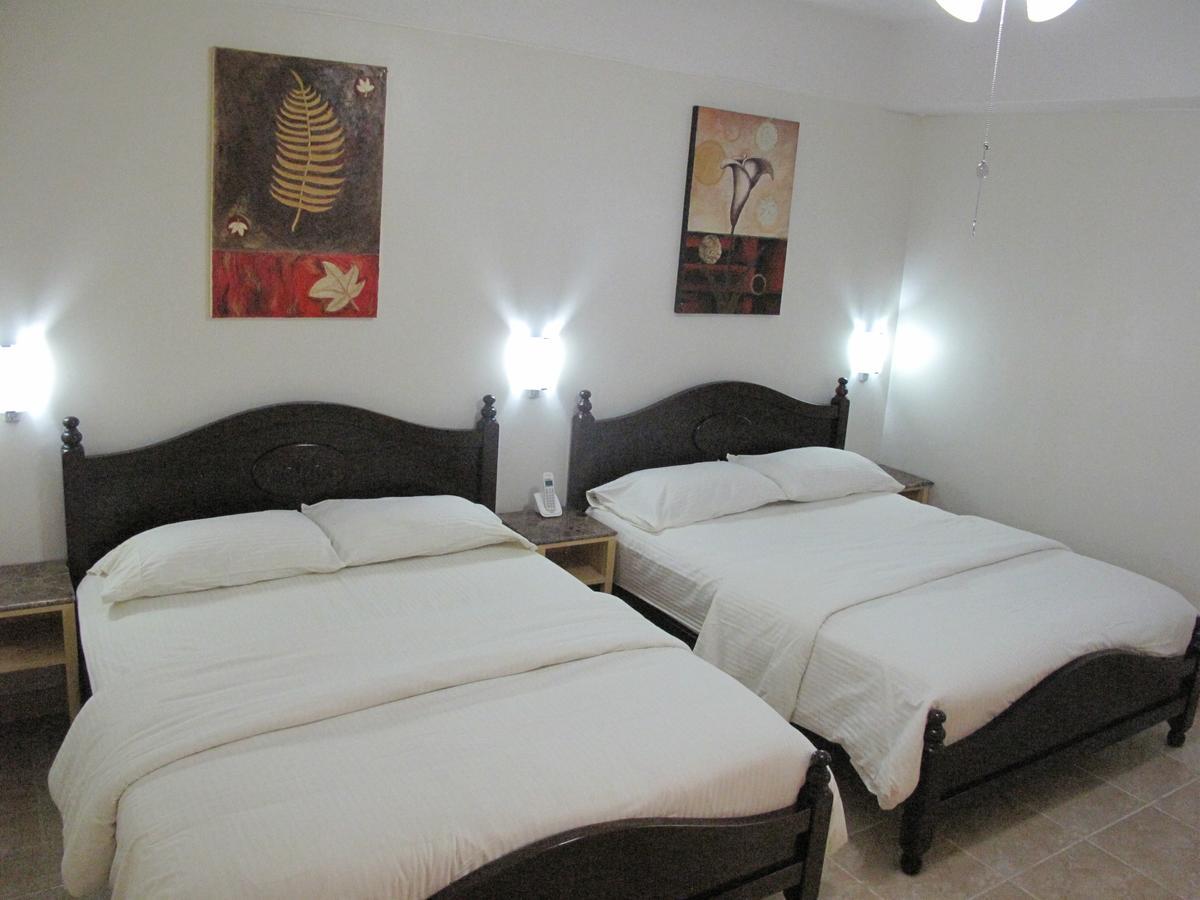 Makati Suites At Travelers Inn Makati City Luaran gambar